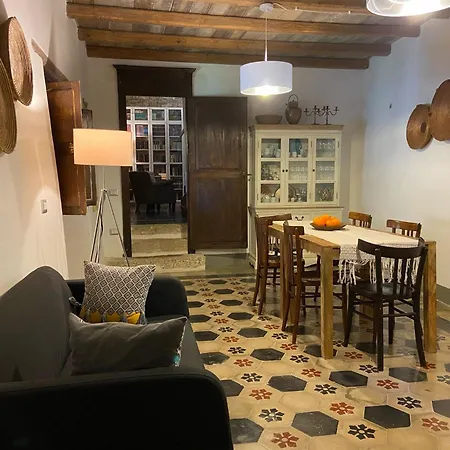 펜션 Bissantica, Heritage And Charm In Rural Sardinia *