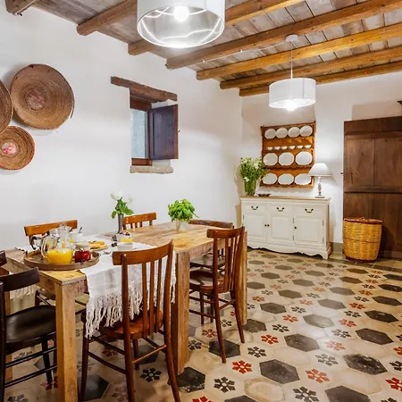 度假居 Bissantica, Heritage And Charm In Rural Sardinia