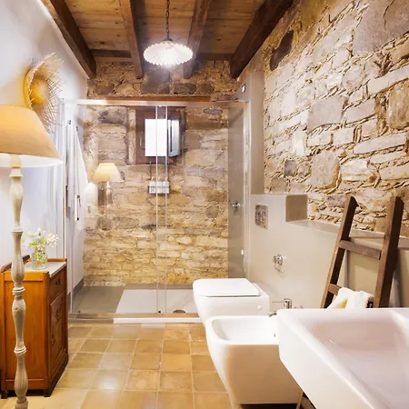 Bissantica, Heritage And Charm In Rural Sardinia 度假居