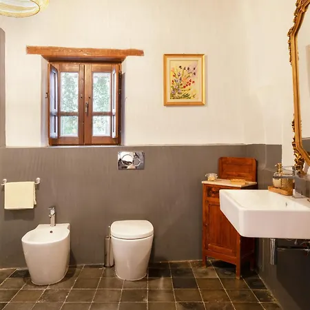 펜션 Bissantica, Heritage And Charm In Rural Sardinia 루나마트로나