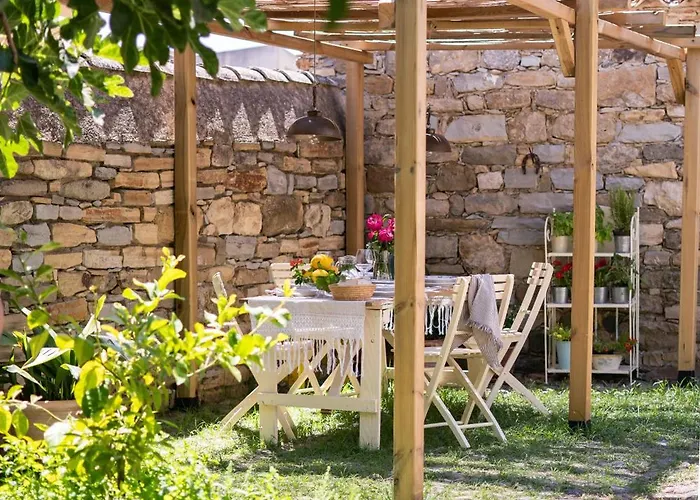 Сasa de vacaciones Bissantica, Heritage And Charm In Rural Sardinia Lunamatrona
